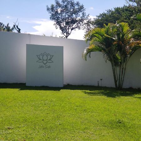 Lotus Suite Santa Cruz de La Sierra Exterior foto
